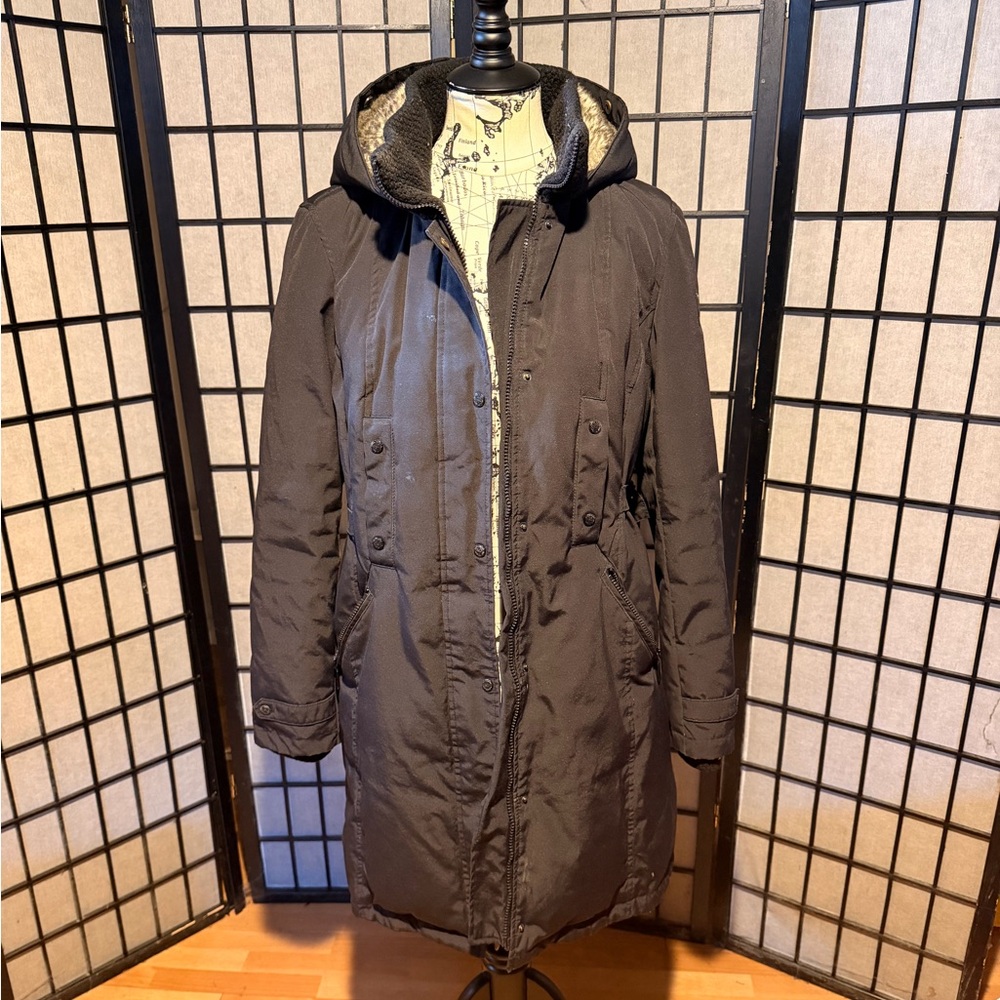 Vince Camuto Duck Down Feathers Puffer Parka Hood faux fur outdoor hiking warm